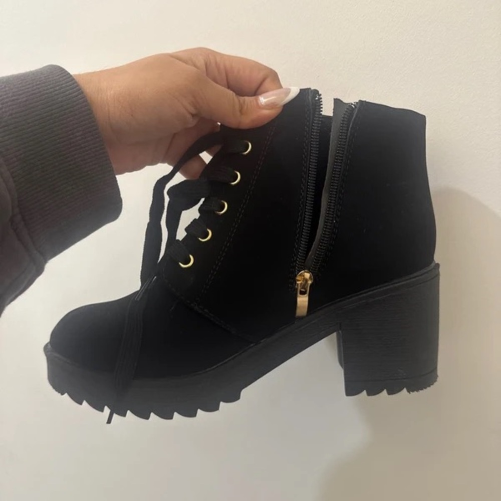 SHEIN Black Heeled Boots with Gold Zipper